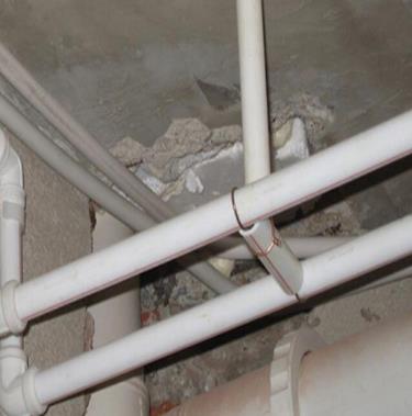 宝山漏水维修 卫生间漏水的原因是什么？卫生间下水管漏水怎么办？